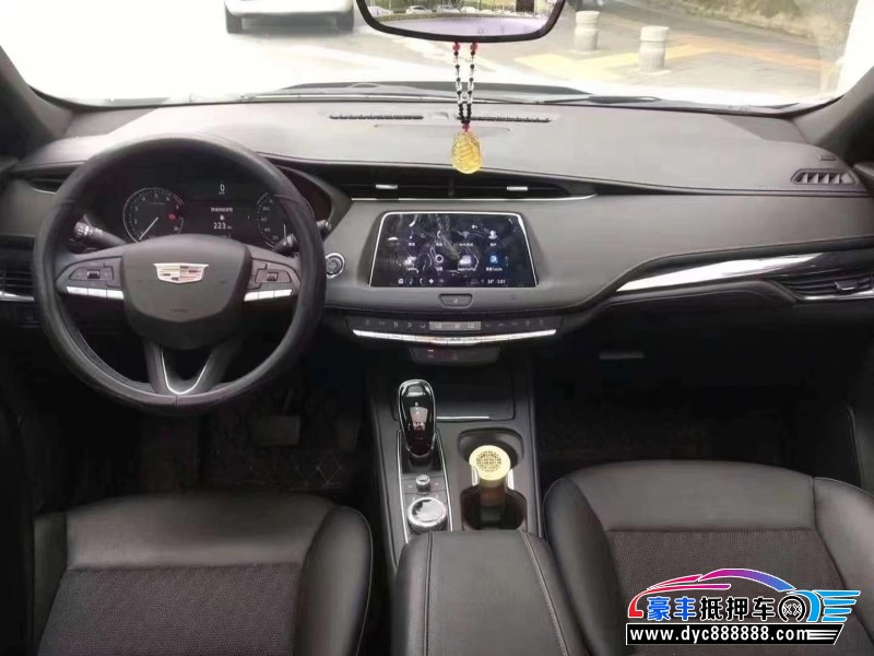 20年凯迪拉克XT4轿车抵押车出售