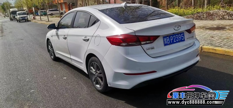 17年现代领动轿车抵押车出售