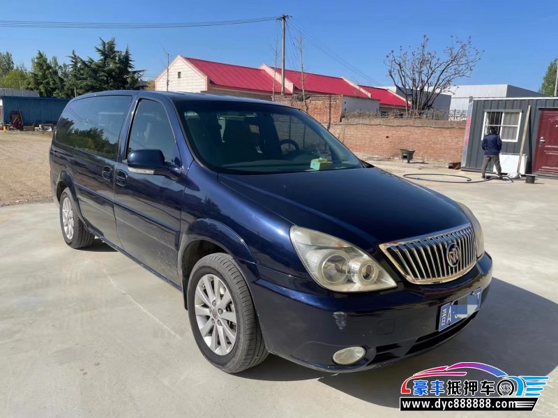 15年别克GL8轿车抵押车出售