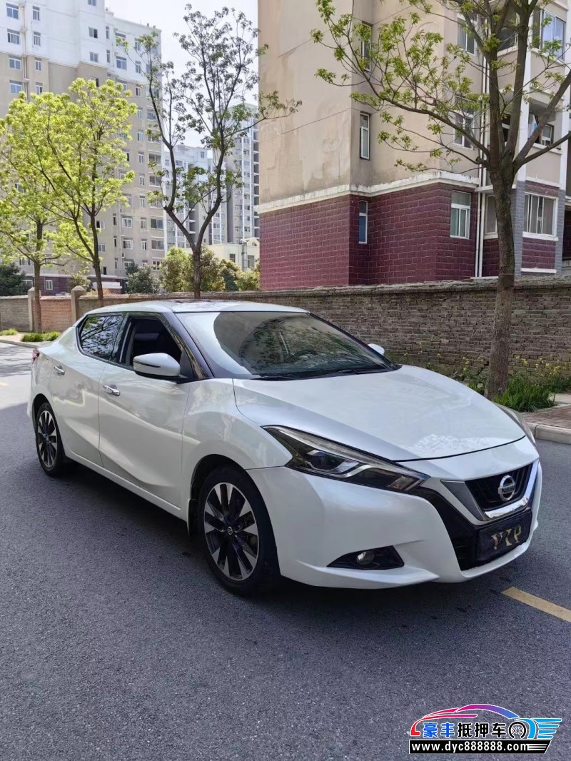 19年日产蓝鸟轿车抵押车出售