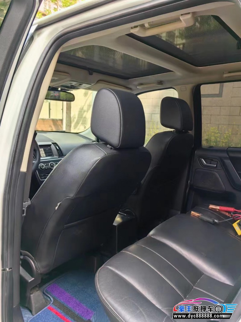 14年路虎神行者2轿车抵押车出售