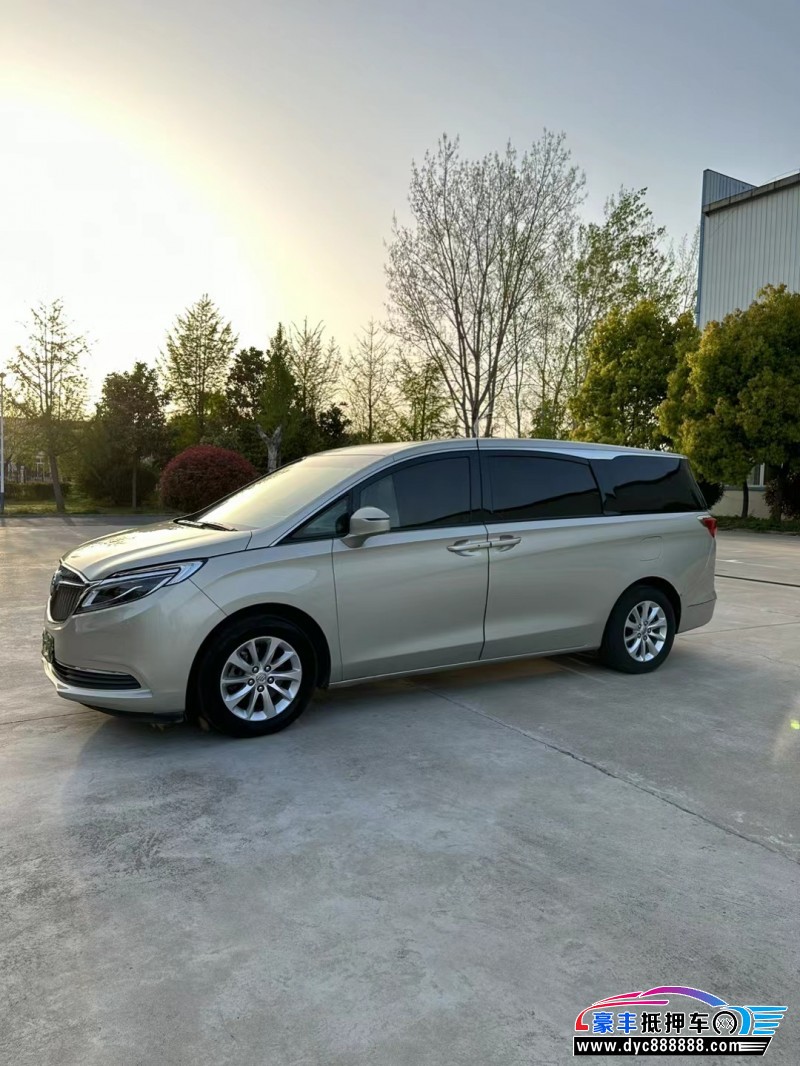 20年别克GL8轿车抵押车出售