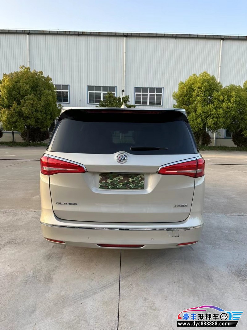 20年别克GL8轿车抵押车出售