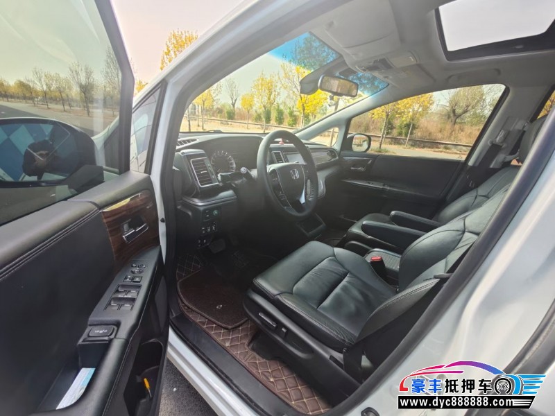 18年本田艾力绅轿车抵押车出售