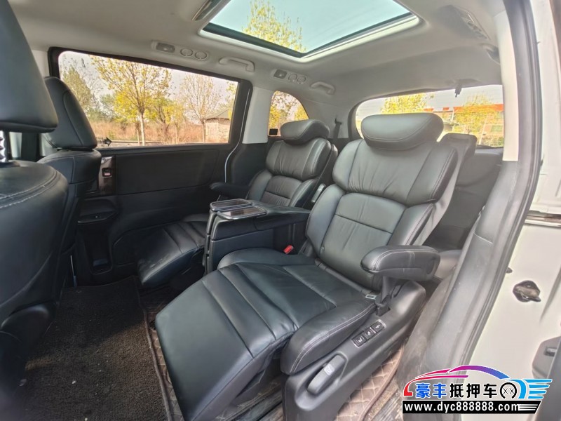 18年本田艾力绅轿车抵押车出售