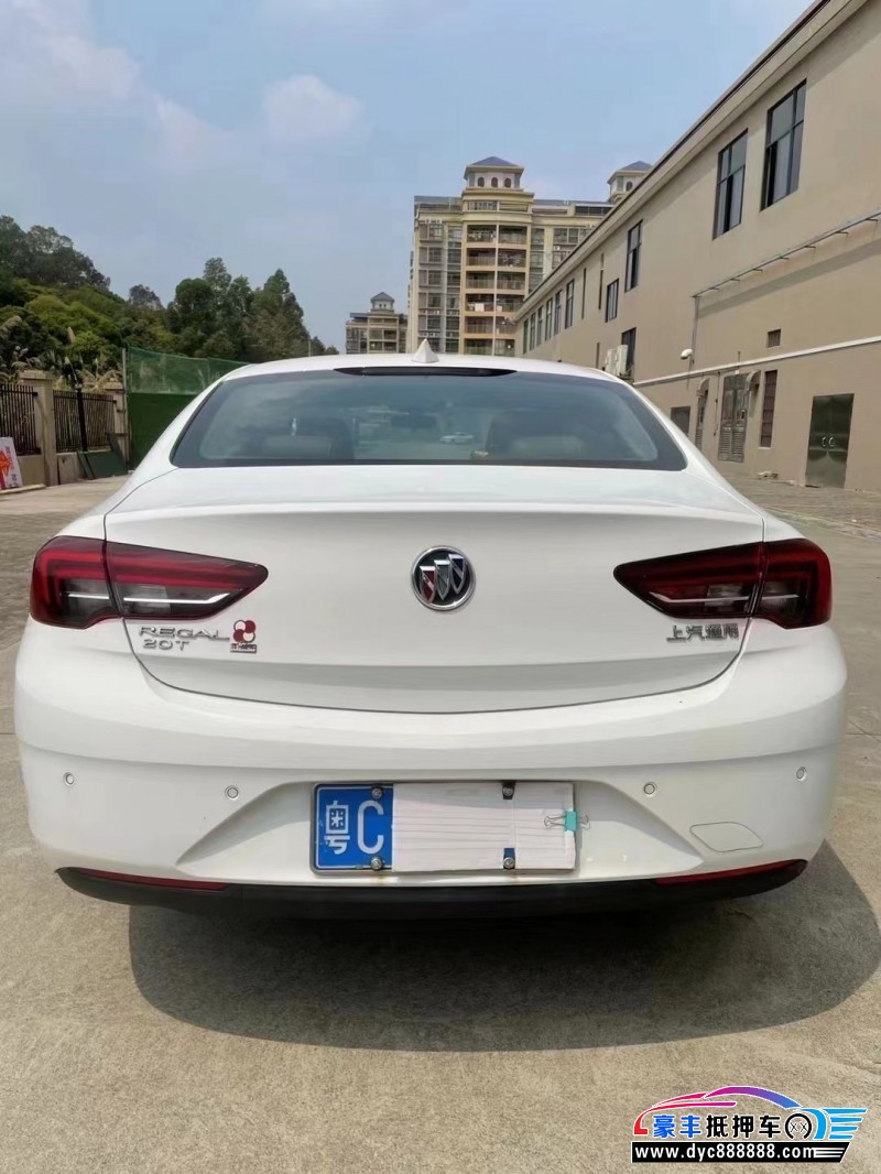 18年别克君威轿车抵押车出售