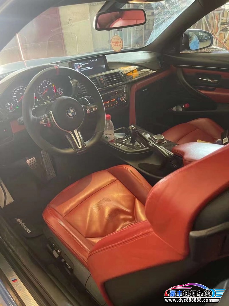 15年宝马M4轿车抵押车出售