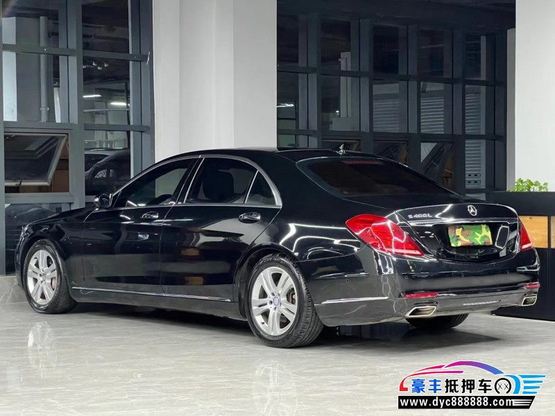 17年奔驰S轿车抵押车出售