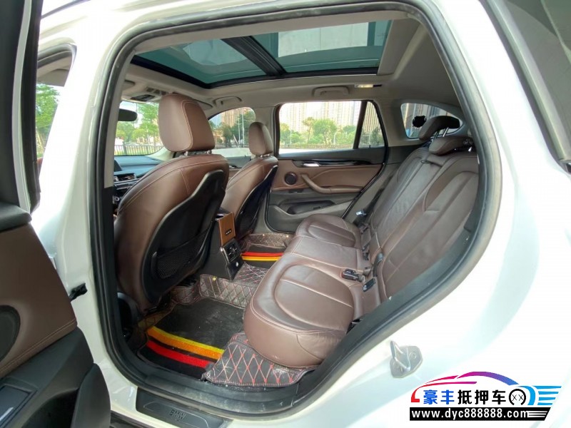 17年宝马X1轿车抵押车出售