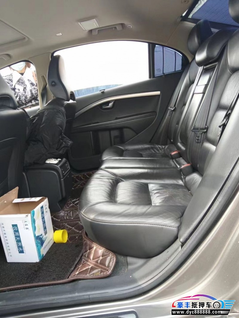 14年沃尔沃S80L轿车抵押车出售