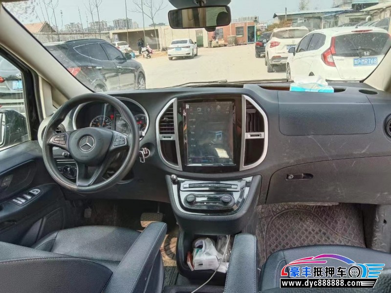 17年奔驰威霆MPV抵押车出售