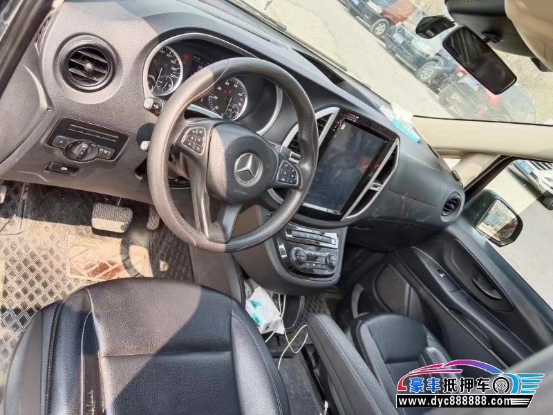 17年奔驰威霆MPV抵押车出售