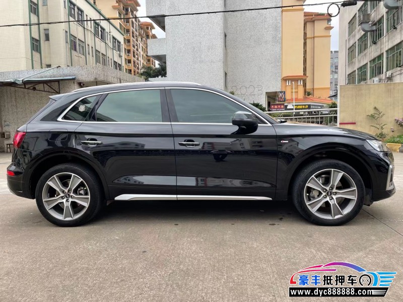 22年奥迪Q5轿车抵押车出售
