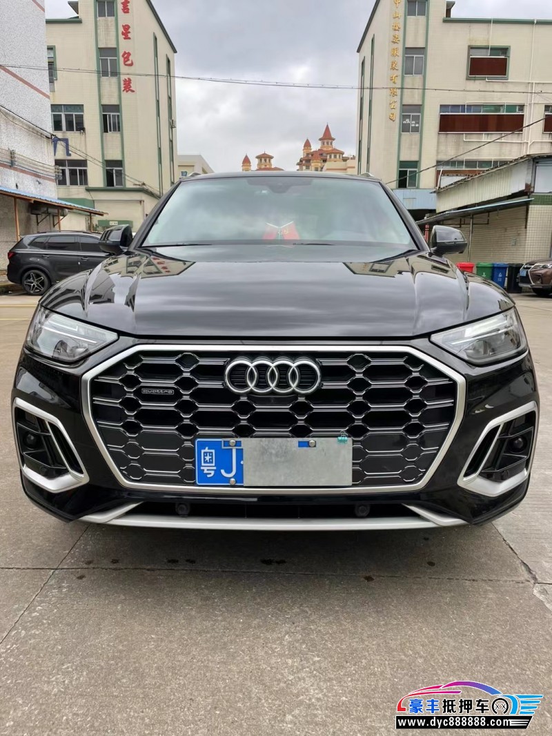 22年奥迪Q5轿车抵押车出售