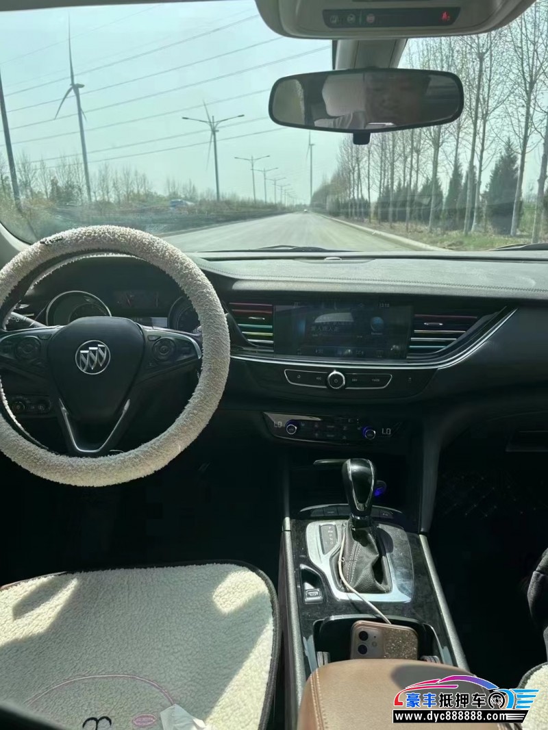 19年别克君威轿车抵押车出售