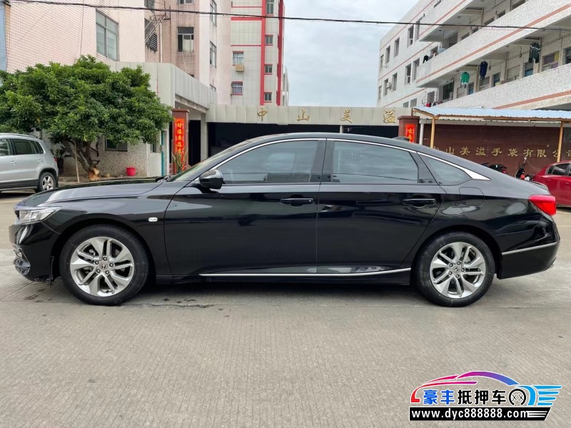 21年本田雅阁轿车抵押车出售