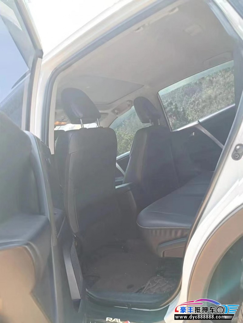 14年丰田RAV4荣放SUV抵押车出售