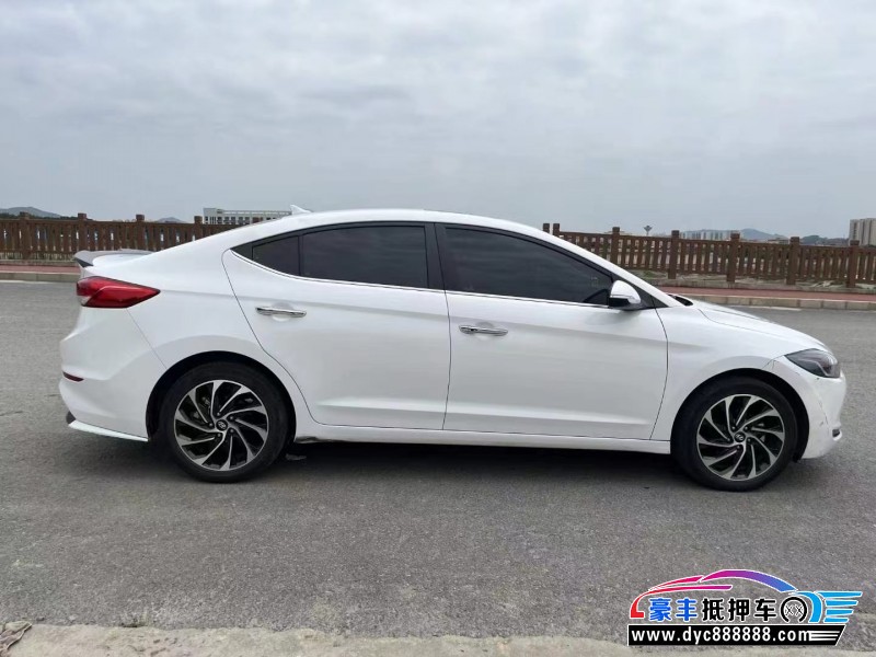 20年现代领动轿车抵押车出售