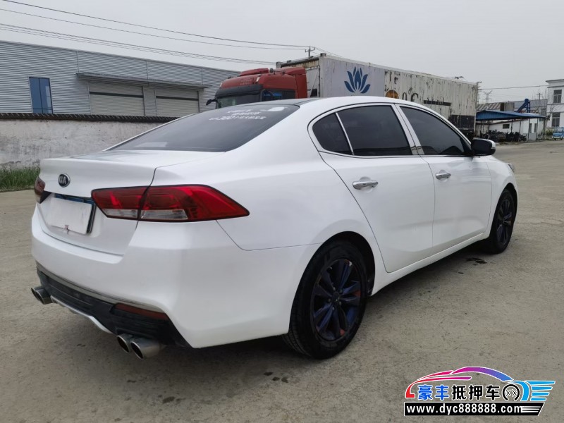 15年起亚K4轿车抵押车出售