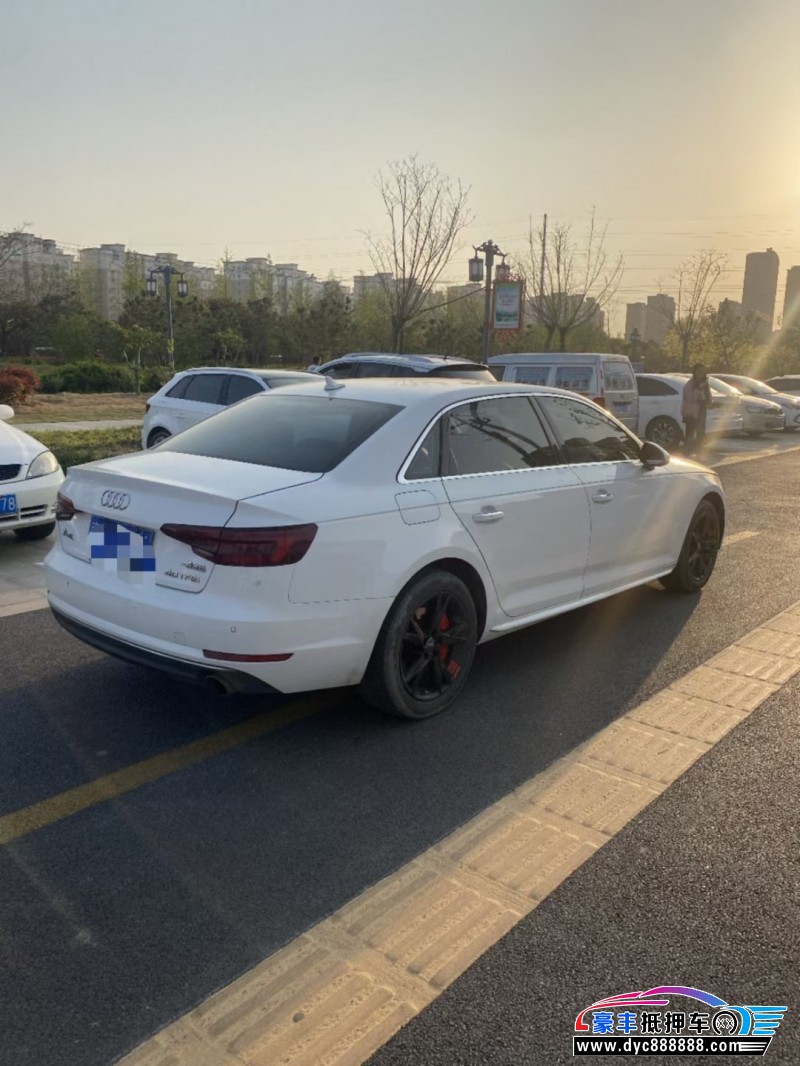 18年奥迪A4轿车抵押车出售