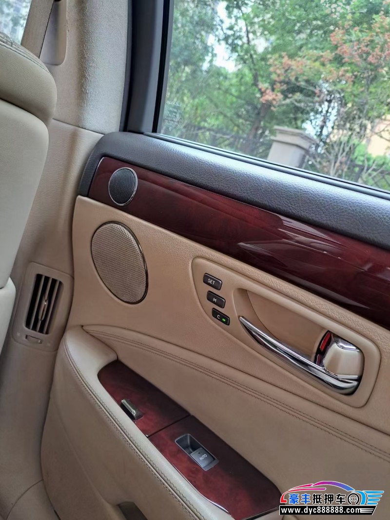 08年雷克萨斯LS轿车抵押车出售