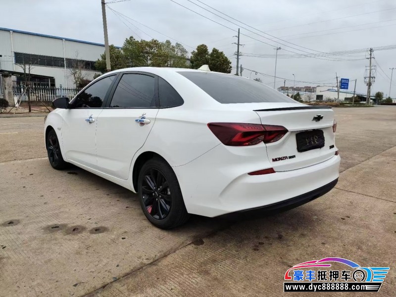 20年雪佛兰科鲁泽轿车抵押车出售