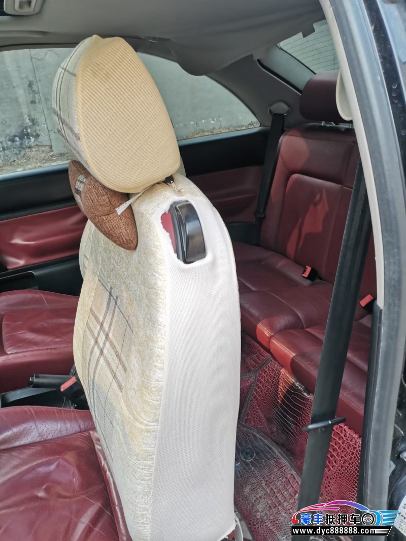 09年大众甲壳虫轿车抵押车出售