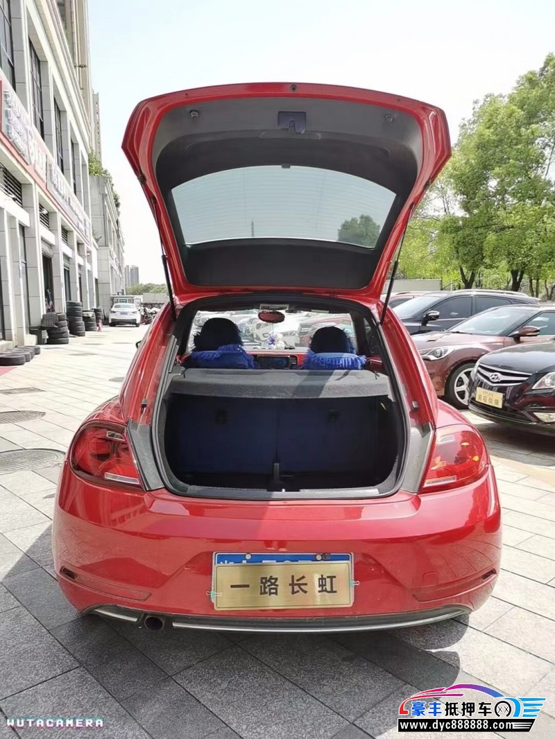 18年大众甲壳虫轿车抵押车出售