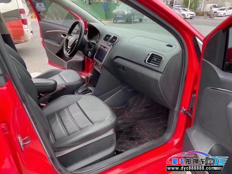 17年大众polo轿车抵押车出售