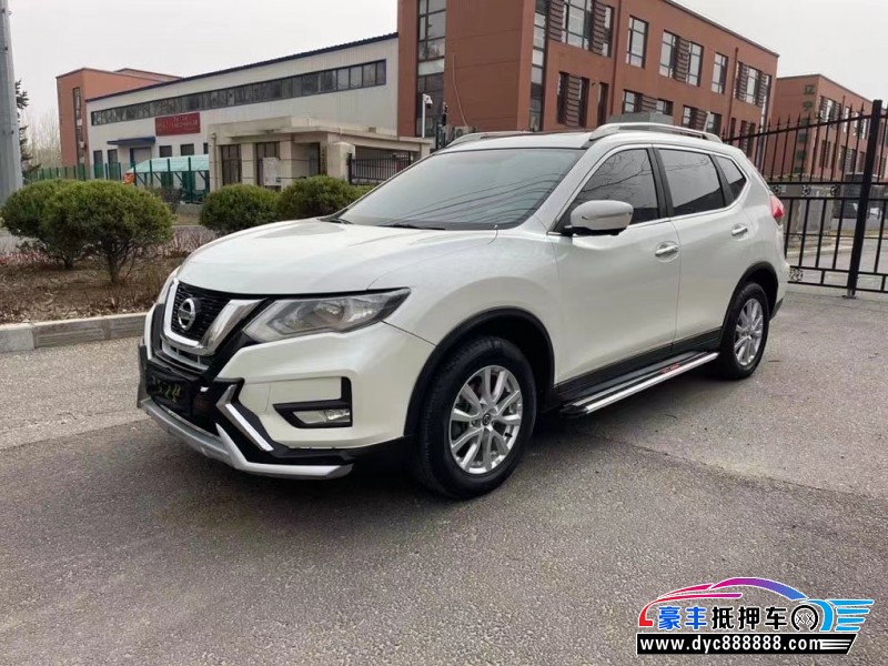 17年日产奇骏SUV抵押车出售