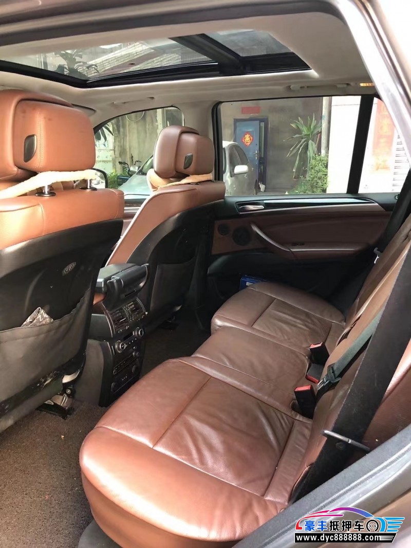 11年宝马X5轿车抵押车出售