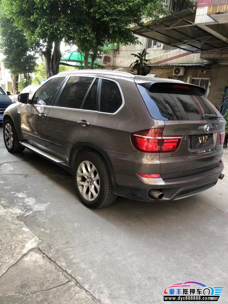 11年宝马X5轿车抵押车出售
