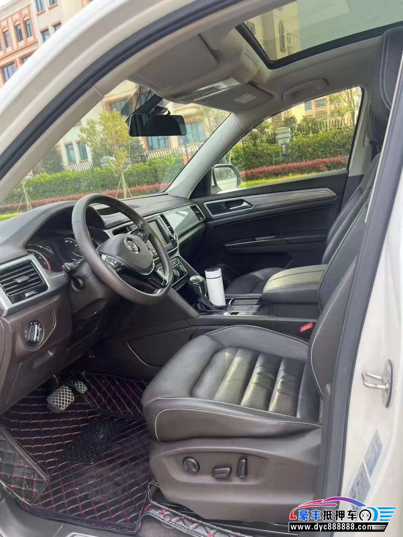 17年大众途昂轿车抵押车出售