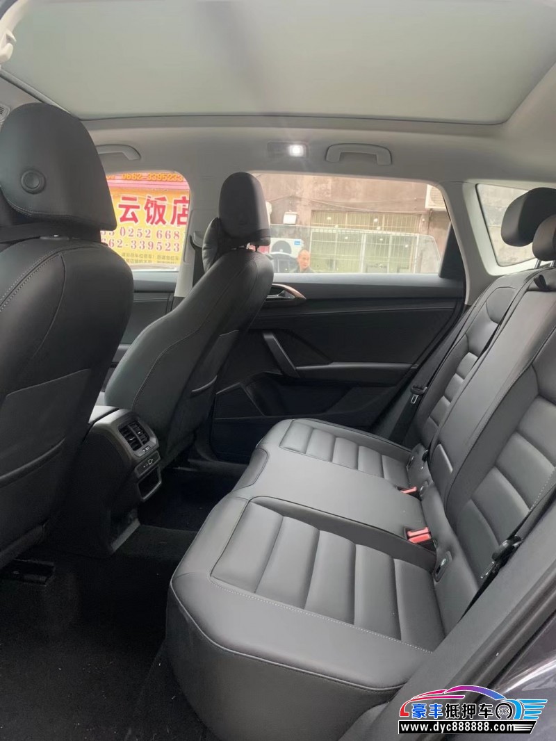 21年大众途岳轿车抵押车出售