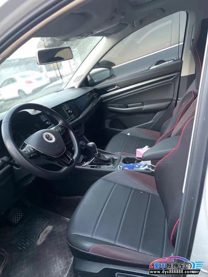 20年大众宝来轿车抵押车出售