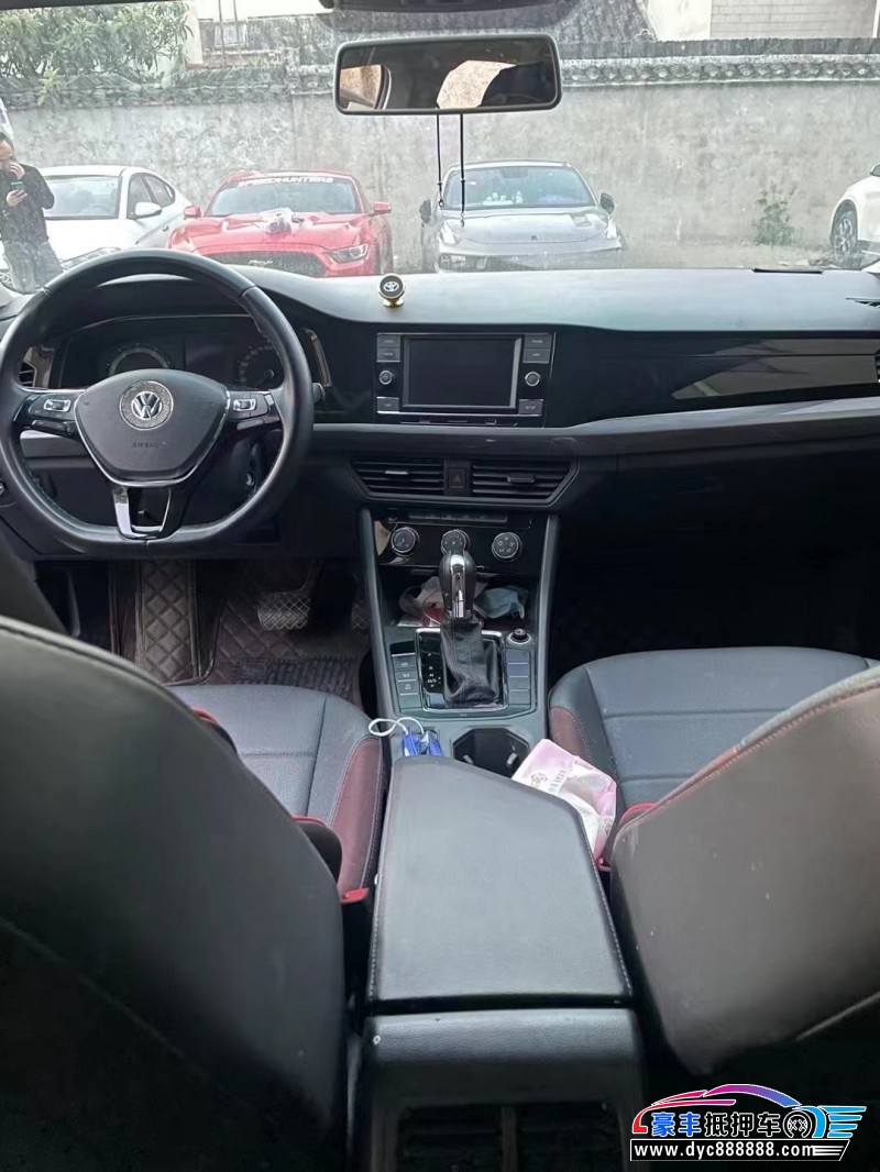 20年大众宝来轿车抵押车出售