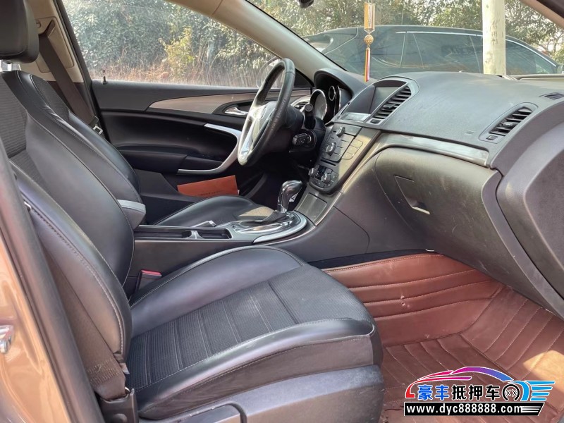 13年别克君威轿车抵押车出售