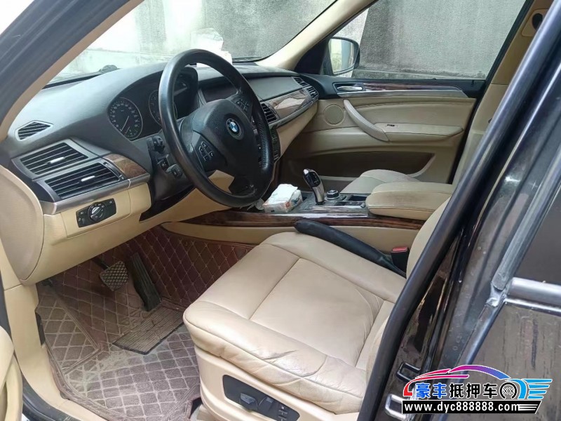 10年宝马X5SUV抵押车出售