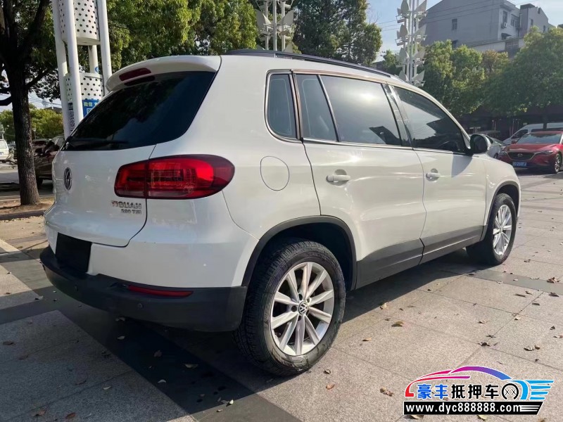 17年大众途观轿车抵押车出售