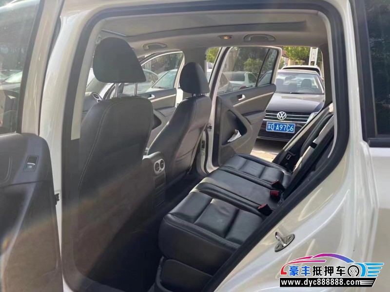 17年大众途观轿车抵押车出售