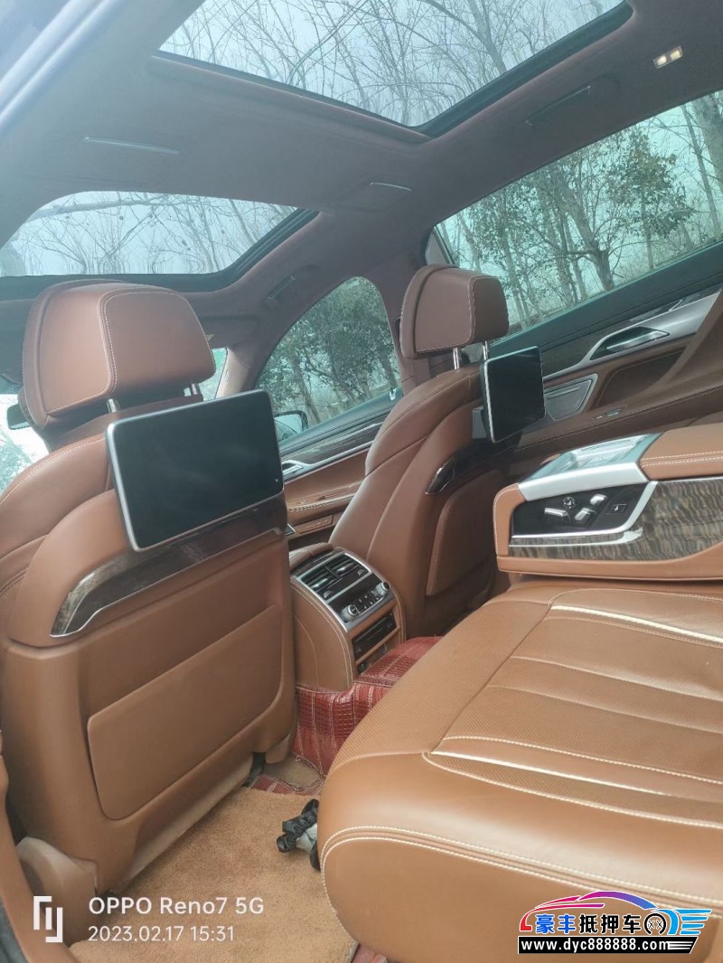 19年宝马7系轿车抵押车出售