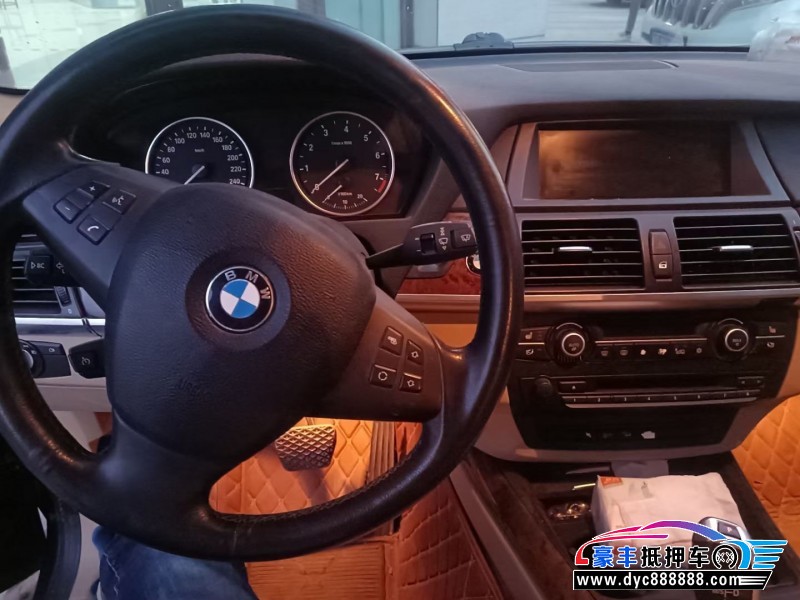 10年宝马X5轿车抵押车出售