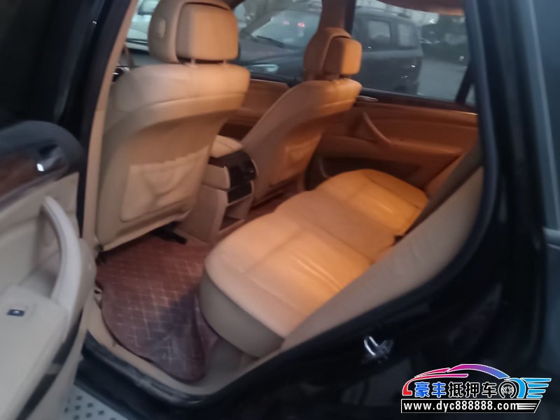 10年宝马X5轿车抵押车出售