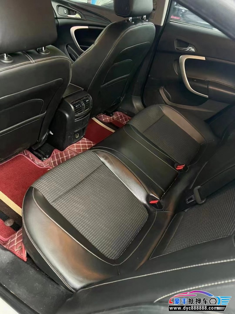 16年别克君威轿车抵押车出售