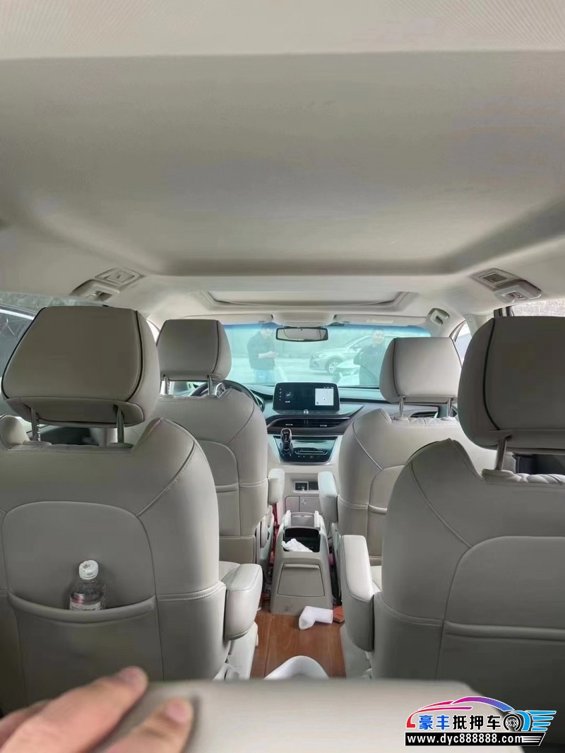 21年别克GL8MPV抵押车出售