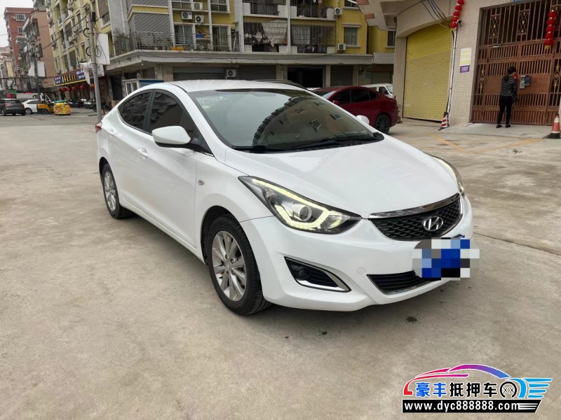 18年现代朗动轿车抵押车出售