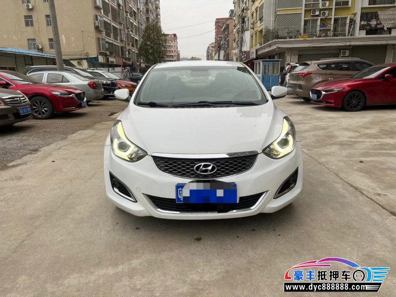 18年现代朗动轿车抵押车出售