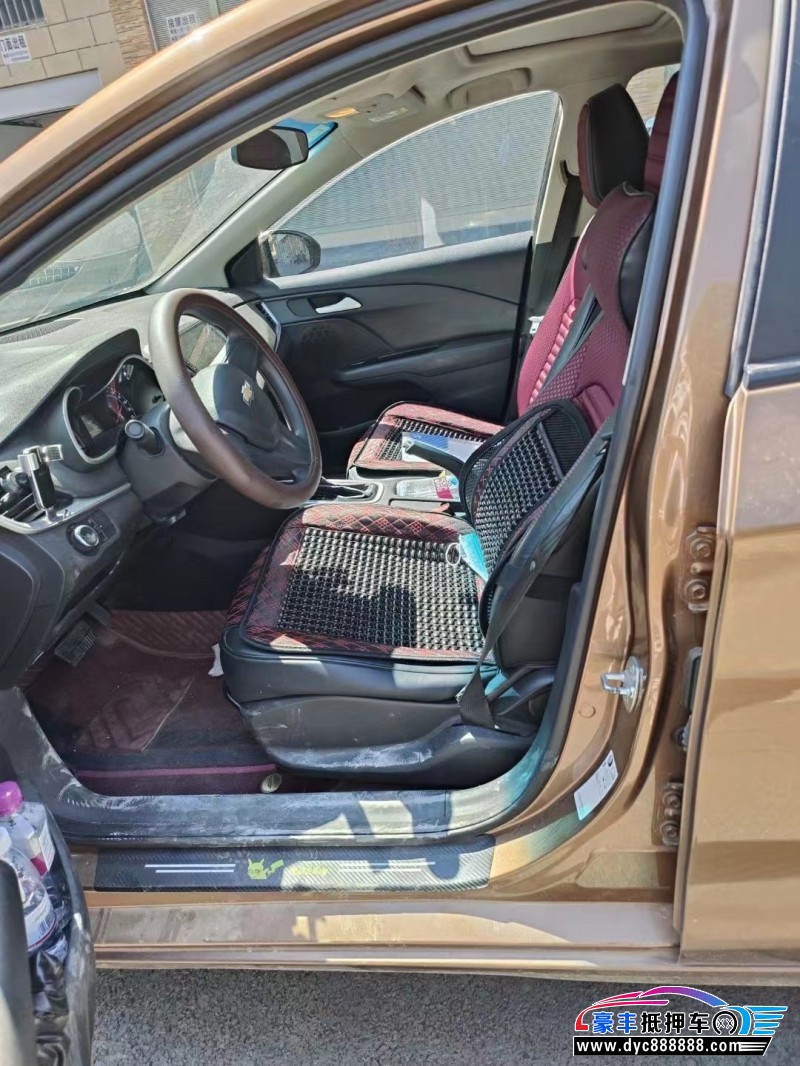 19年雪佛兰科沃兹轿车抵押车出售