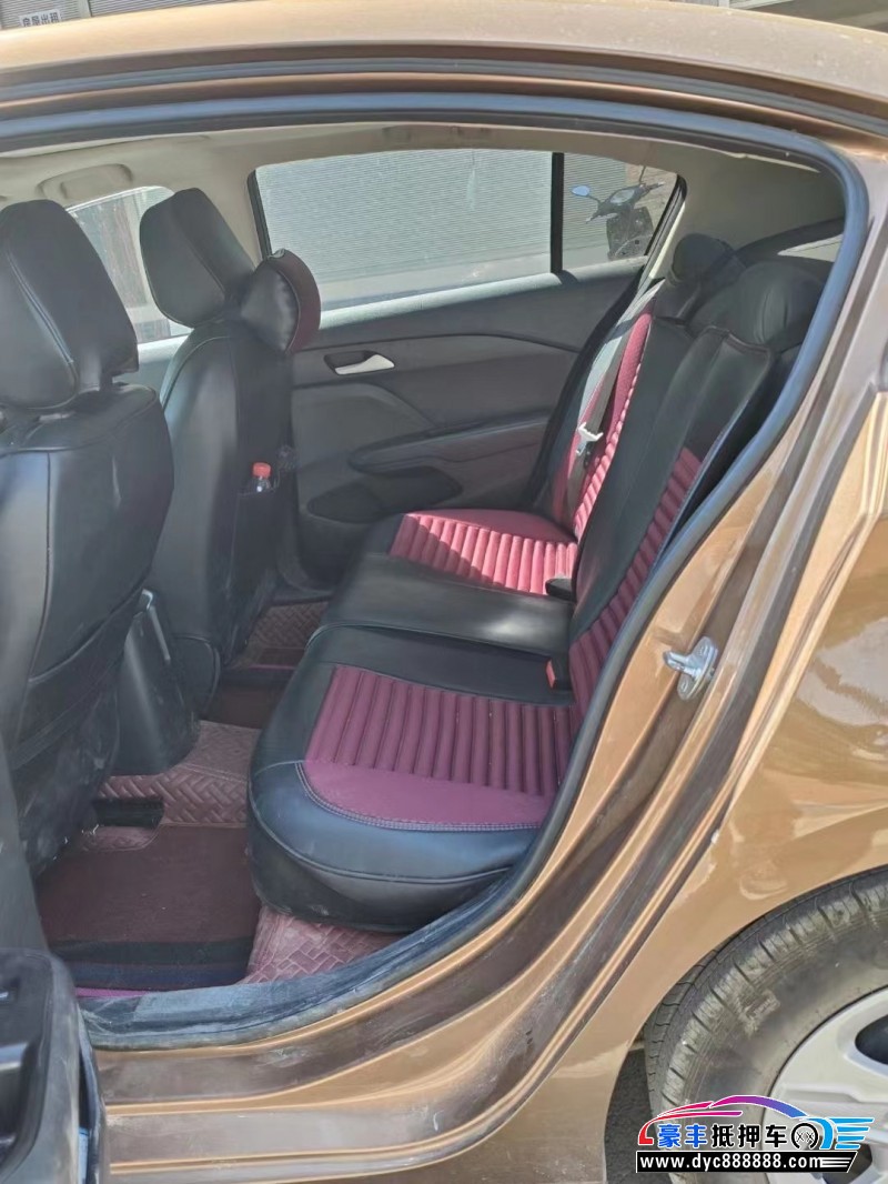 19年雪佛兰科沃兹轿车抵押车出售