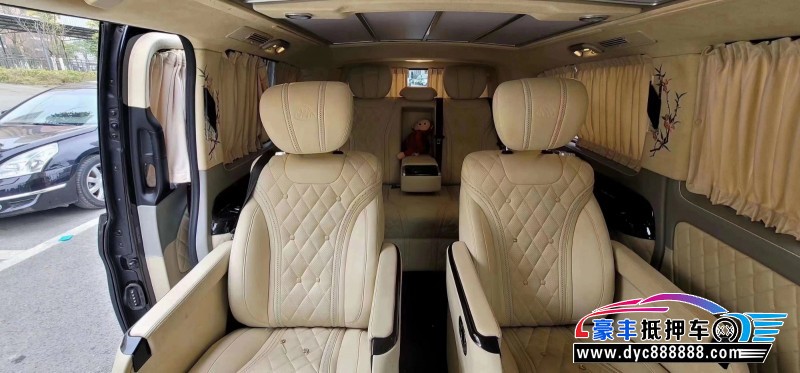 20年奔驰威霆MPV抵押车出售